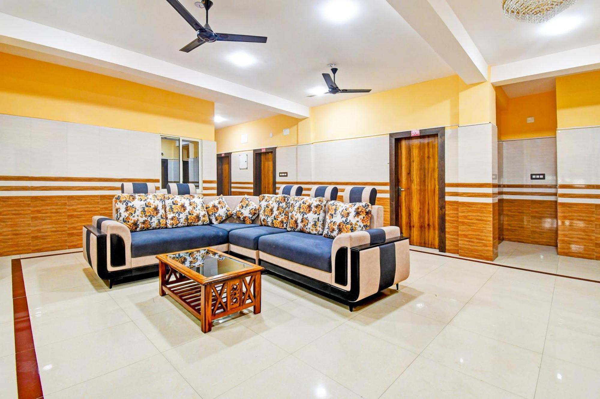 Hotel O Maa Bhubaneswari Hotel Exterior photo